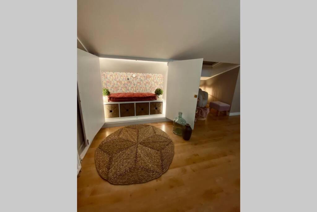 Apartmán Mi Pequena Buhardilla Barbastro Exteriér fotografie